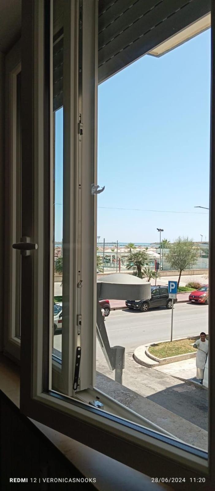 Love House - Apartment On The Beach Pescara Extérieur photo